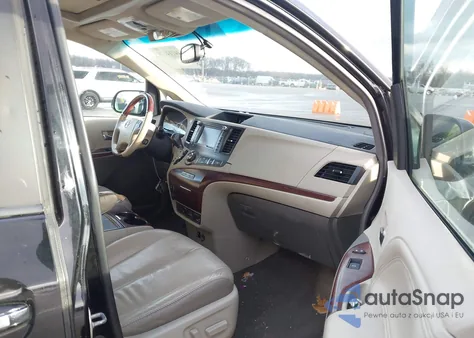 2012 Toyota Sienna Limited 7 Passenger z USA, uszkodzony, nr VIN 5TDDK3DC1CS037027